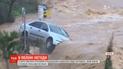 В Иерусалиме пожарные спасли водителя машины, которая застряла в грязи
