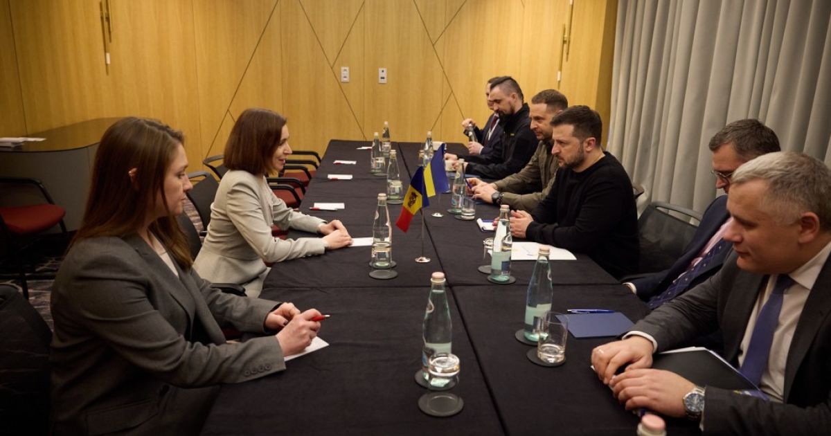 Украинская делегация в Тиране
