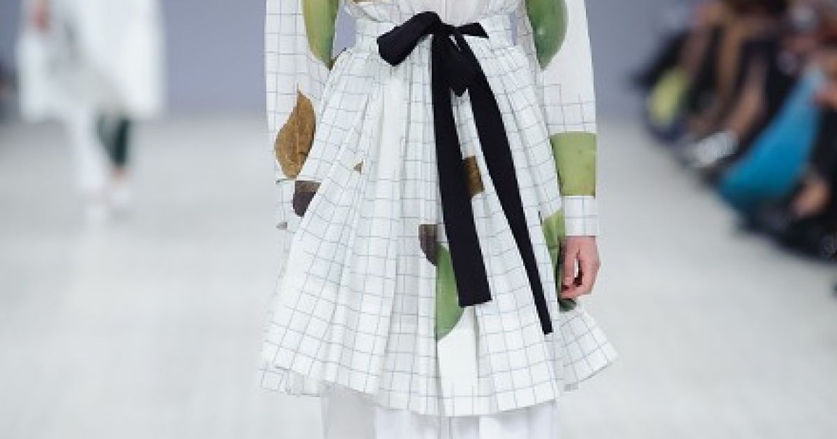 Показ коллекции Ларисы Лобановой сезона весна-лето 2016