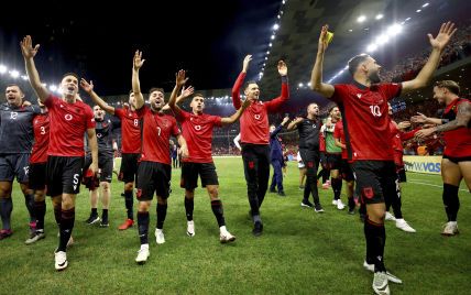 Албания шокировала Польшу и вышла в первую отборочную группу Евро-2024, Нидерланды победили Ирландию (видео)