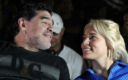 Марадона женится: самые пикантные фото его 28-летней избранницы