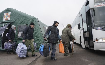 В українській делегації в ТКГ назвали ймовірну дату нового обміну ув’язненими: дедлайн до Різдва