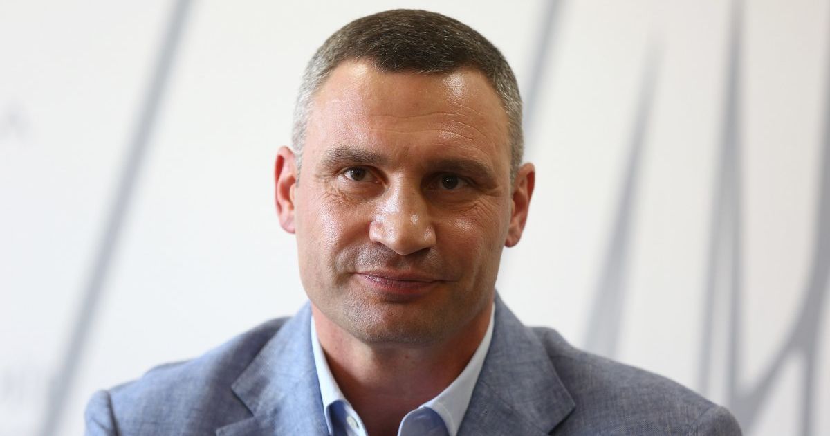 "Призываю оставаться дома", - Кличко обратился к киевлянам из-за закрытия метро