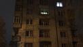 Во Львове 20-летний парень упал с 4 этажа на крышу магазина: фото