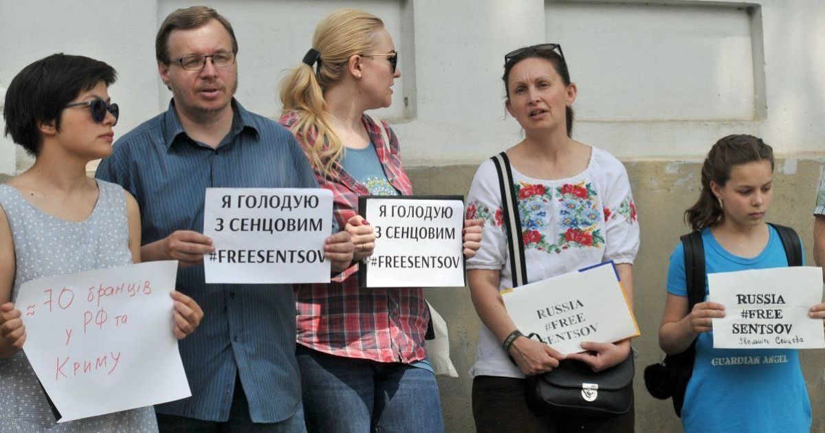 Сенцов закликав людей на волі не голодувати на його підтримку