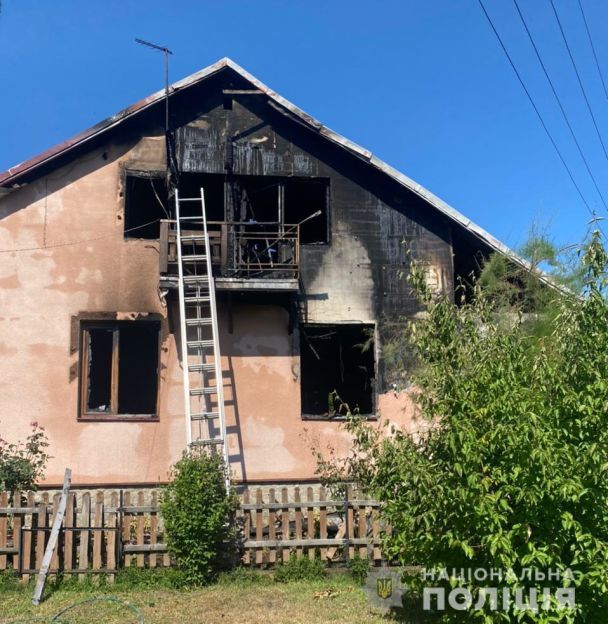Во Львовской области двое детей заживо сгорели в доме