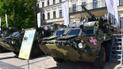 У центрі Києва демонструють найновішу військову техніку та озброєння, які відправлять на фронт