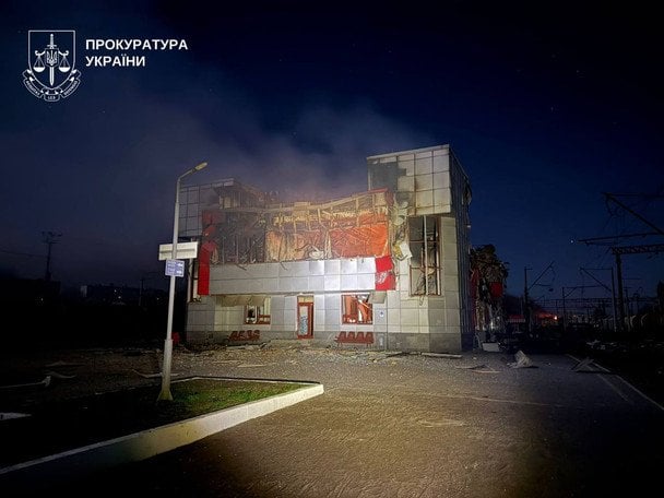 Вокзал після атаки