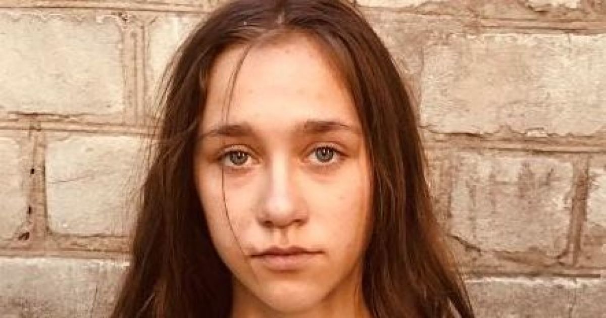 Вышла из больницы и исчезла: в Днепре ищут 14-летнюю девочку