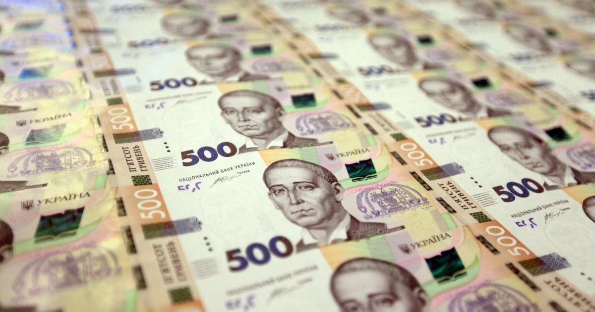 У центрі Києва невідомі викрали з автомобіля бізнесмена понад 7 млн гривень - ЗМІ