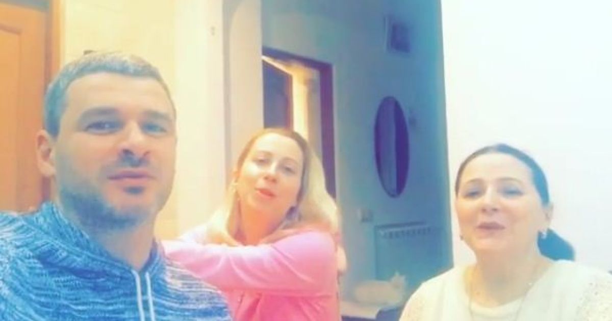 Семья Матвиенко спела вместе
