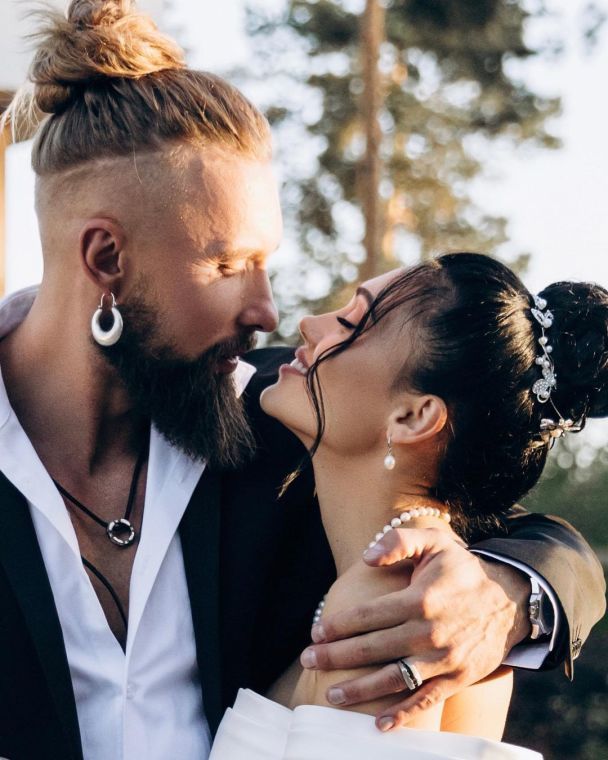 Олексій Суровцев з дружиною / © instagram.com/surovtsev.alexei