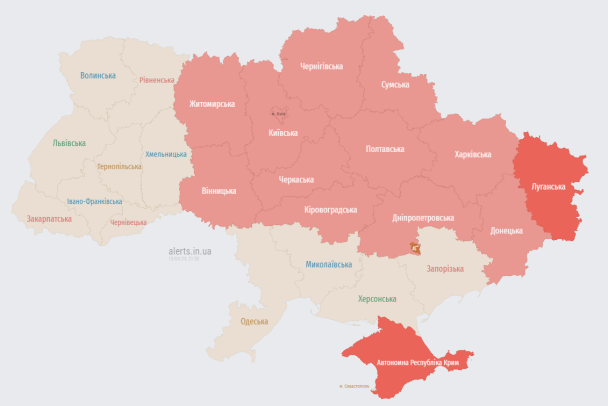 Мапа повітряних тривог станом на вечір 19 квітня / © alerts.in.ua