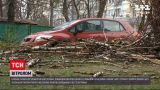 У Києві через сильні пориви вітру загинула людина | Новини України