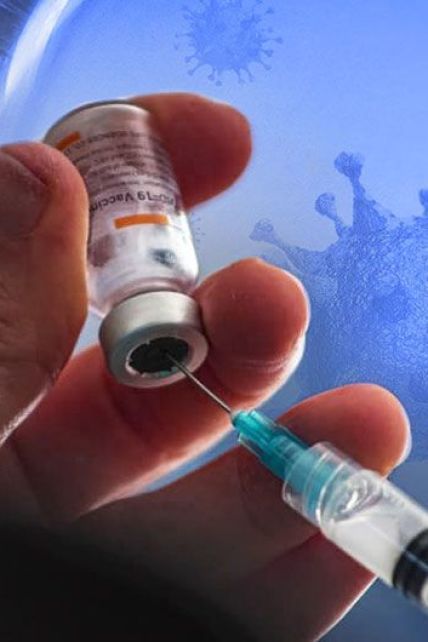 Особливості "рятівних ін'єкцій": чим відрізняються вакцини від коронавірусу та які з них обирають провідні країни