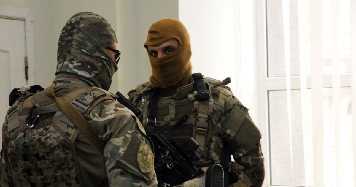 У Києві затримали підозрюваних у вбивстві слідчого СБУ - ЗМІ