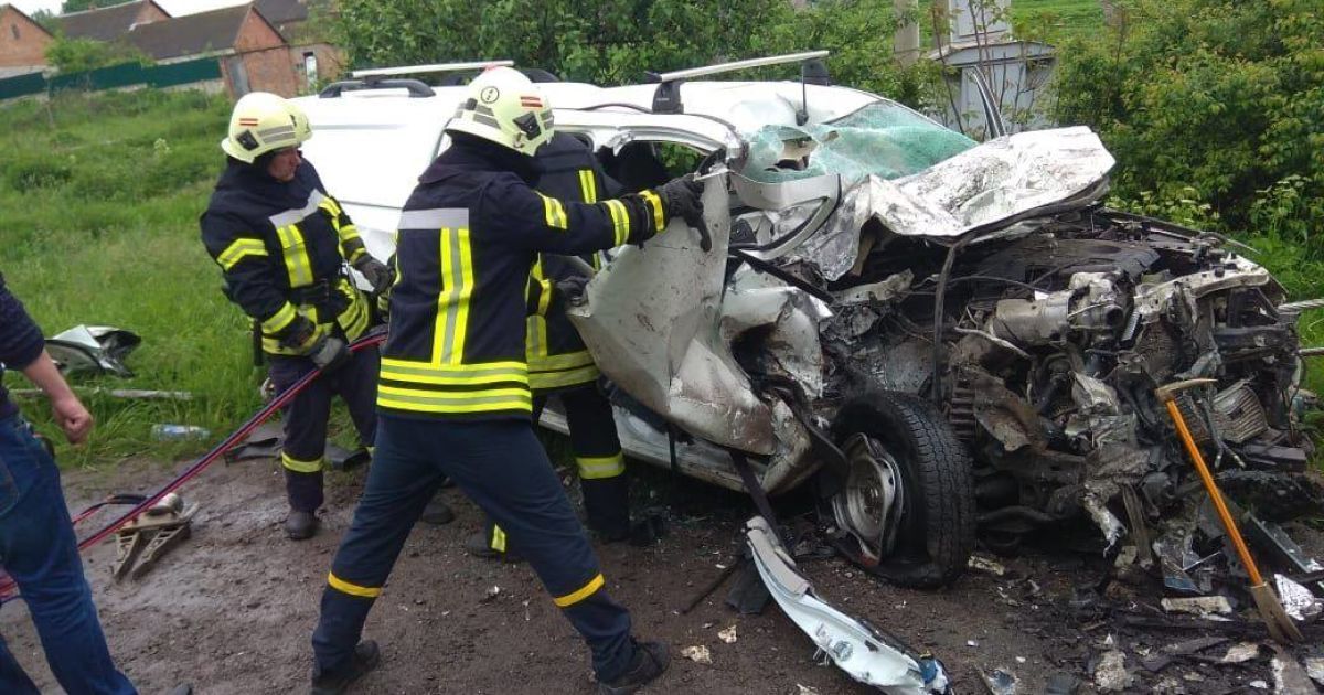 На Тернопільщині у моторошній ДТП загинула бригада "Укренерго"