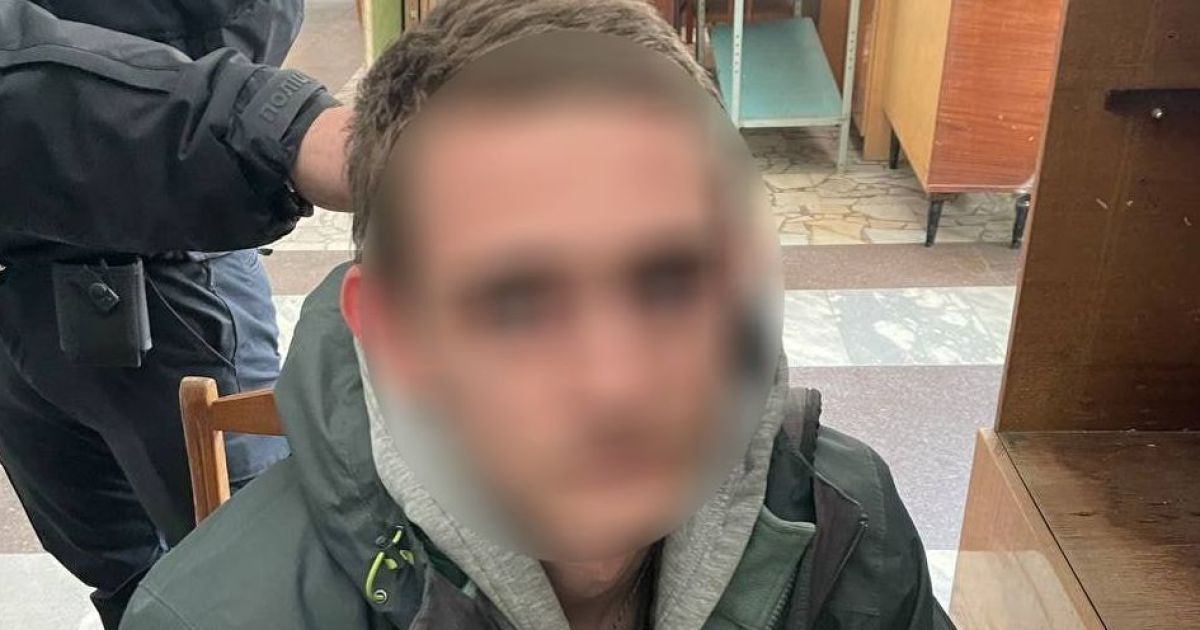 Фотографували позиції та агітували за РФ: у Києві затримали двох диверсантів (фото)