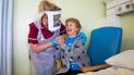 Британка, которая первой в мире вакцинировалась Pfizer, получила вторую дозу препарата для полного иммунитета