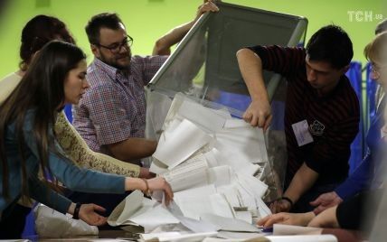 Місцеві вибори: ЦВК назвала регіони, де ДВК завершили підрахунок голосів