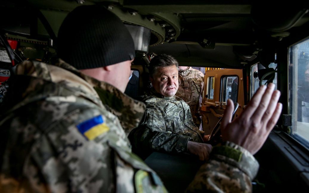 Президент особисто зустрів військову допомогу з США / © Instagram/lana_vihrova