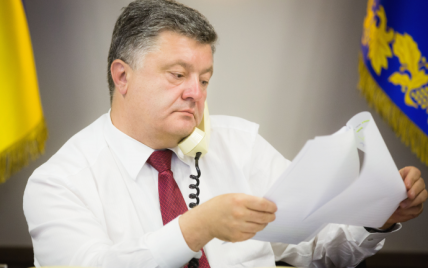 Президент Украины начал принимать электронные петиции