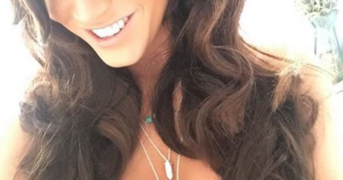 Девушка хорошо поработала над своим телом / © instagram.com/vicky_gshore