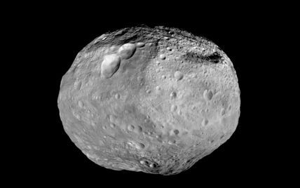 NASA показало фото "різдвяного" астероїда