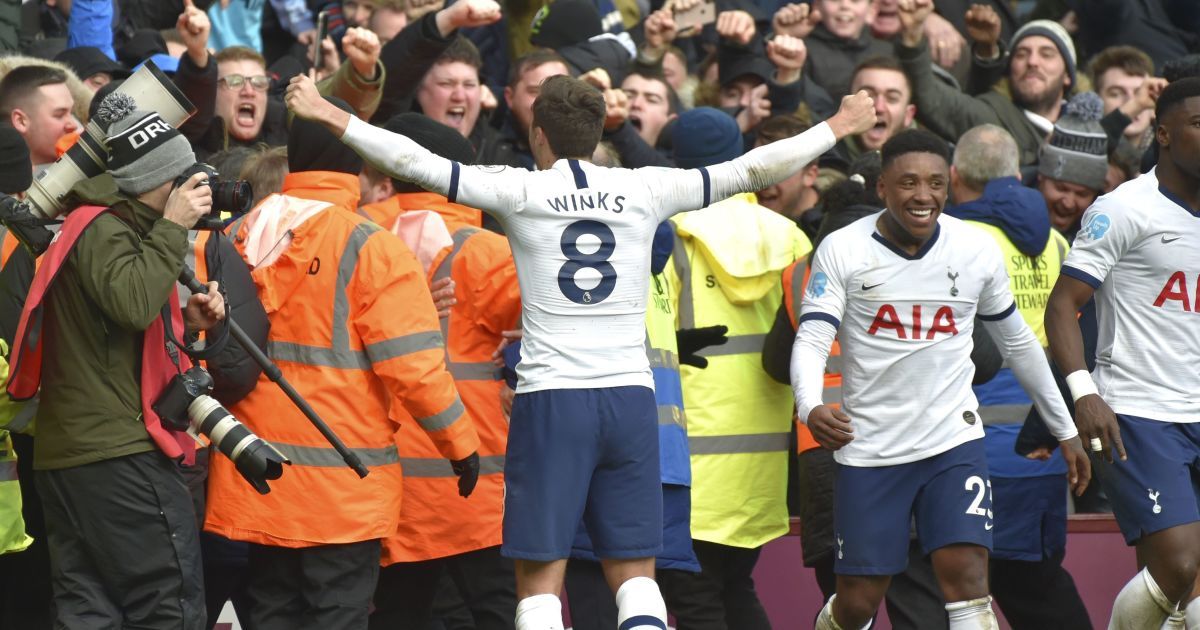 Англійський клуб під жорстким тиском відмовився відправляти співробітників у примусову відпустку