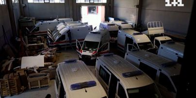 500 швидких з Албанії для українських пацієнтів з передової - ТСН
