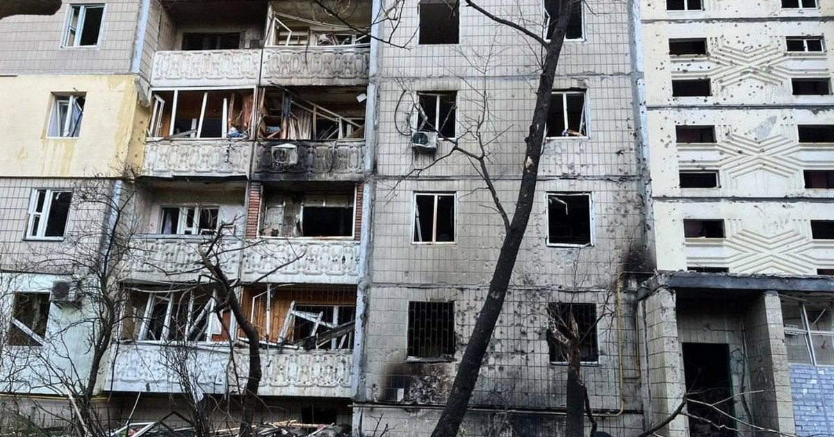 У Києві нове влучання у багатоповерхівку: є сильні руйнування, загинула жінка (оновлено)