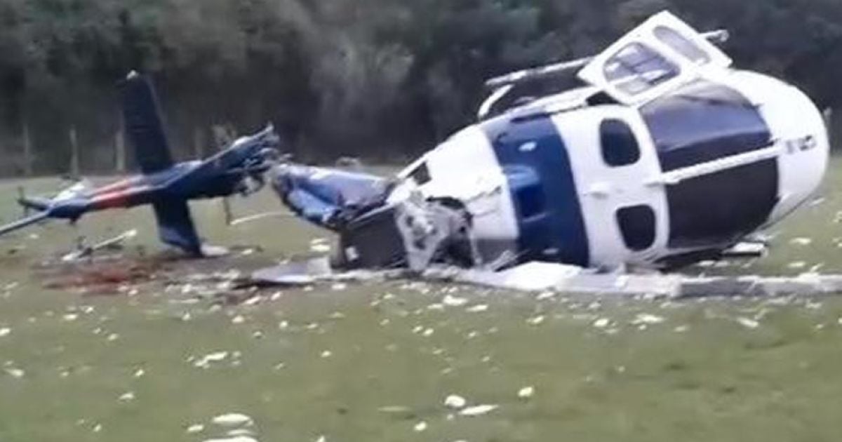 В Бразилии вертолет с губернатором одного из штатов врезался в футбольное поле