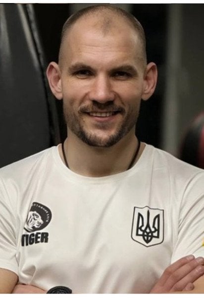 Аджеліна Джолі та водій її кортежу Дмитро