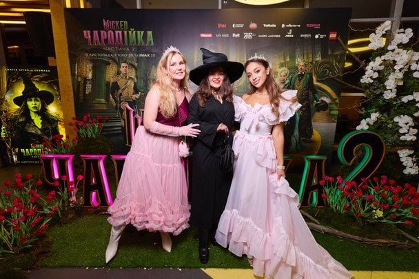 Анна Луценко, Аліна Онопа та Alyara/Фото David Neparidze