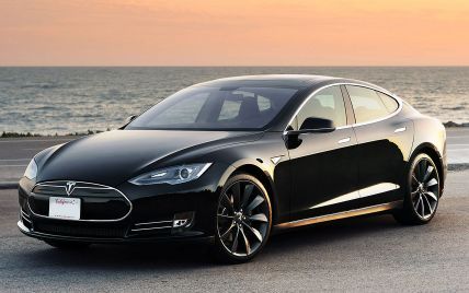 Вартість компанії Tesla перевершила General Motors і Ford разом узяті