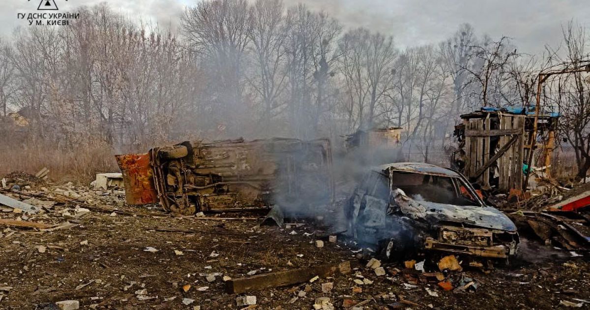 Російські окупанти скоїли чергову ракетна атаку на Київ