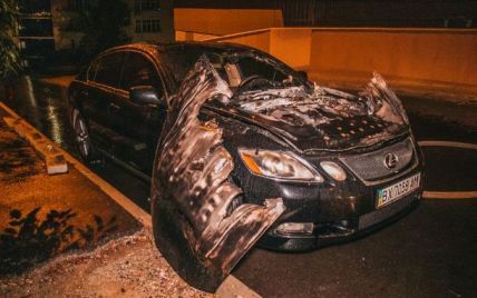 В Киеве взорвался припаркованный Lexus
