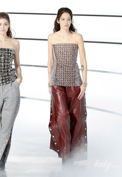 Колекція Chanel прет-а-порте сезону осінь-зима 2020-2021 / © East News