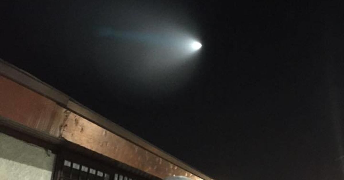 Американцев напугало загадочное сияние / © ktla.com