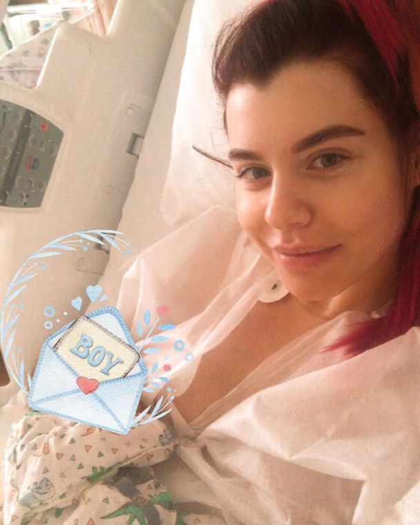  / © instagram.com/lautajulia