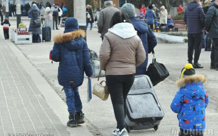 Украинские беженцы массово возвращаются домой: в ООН объяснили, чем это чревато
