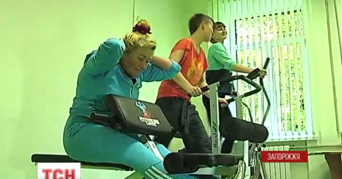 В Запорожье открыли первую в Украине библиотеку-спортзал