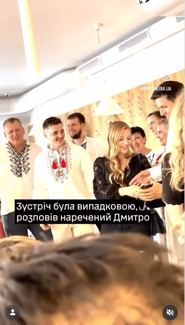 Кетрін Винник на весіллі українського військового / © instagram.com/katherynwinnick