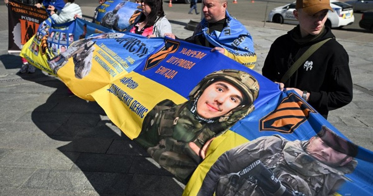 Митинг родных пропавших без вести военнослужащих