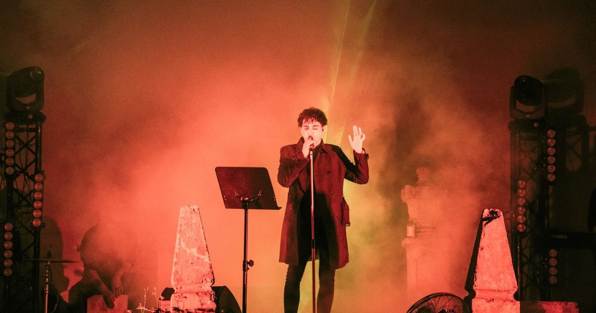 MELOVIN ночью отыграл концерт в стенах исторического замка во Львовсой области