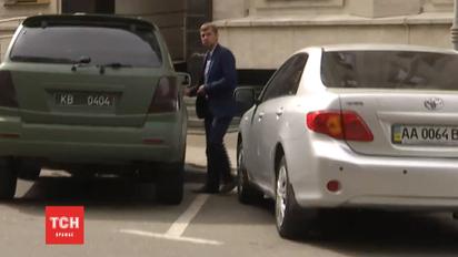 Гаврилюк убегал от вопросов об авто, на котором ездит