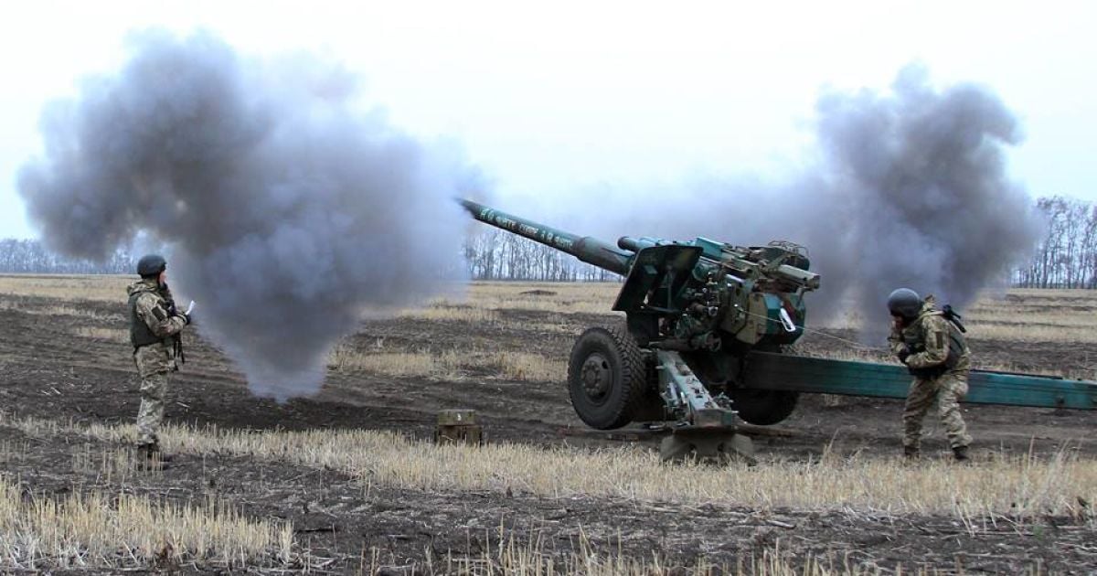 Боевики не прекращают обстрелы: ранен украинский защитник. Дайджест АТО