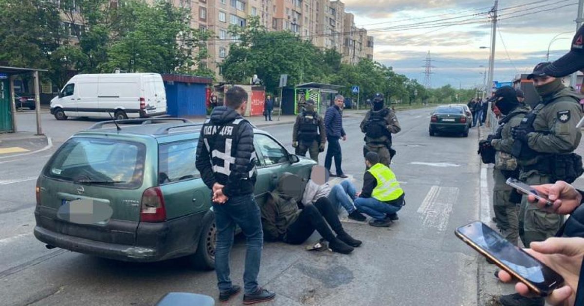 У Києві двоє серійних крадіїв підірвали банкомат / © Полиция Киева / Facebook