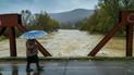 Закарпатье ушло под воду. Уровень воды в реках поднялся на 6-8 метров