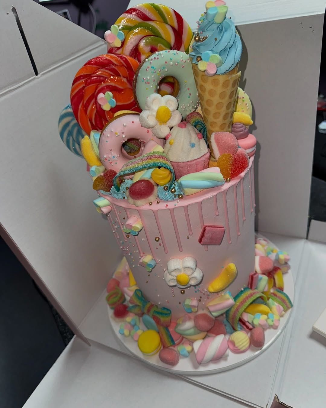 Дочь Даши Кацуриной отмечает 9-летие / © instagram.com/dasha_katsurina